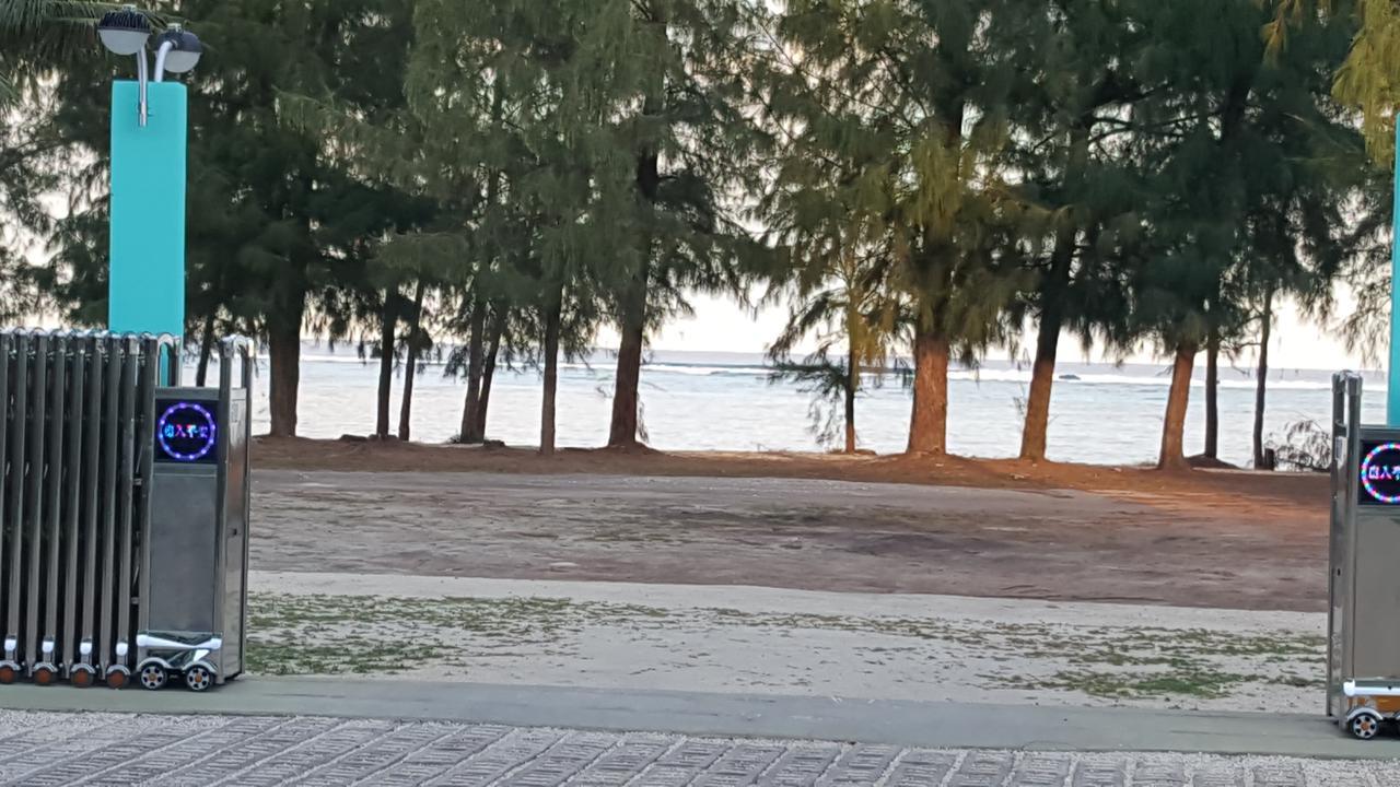 Saipan Beach Hotel Exteriör bild